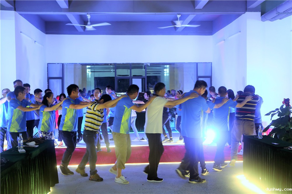 1531803784197171.jpg 买买买_副本.jpg