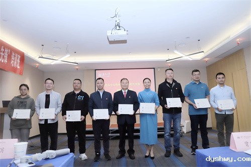 1669791631104932.jpg 6626cfd095ad82cb753cc80d5bb1ce5.jpg