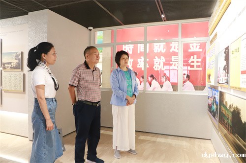 1693991289120609.jpg IMG_8913.jpg