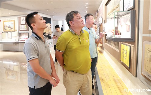 1693991309676416.jpg IMG_8900.jpg