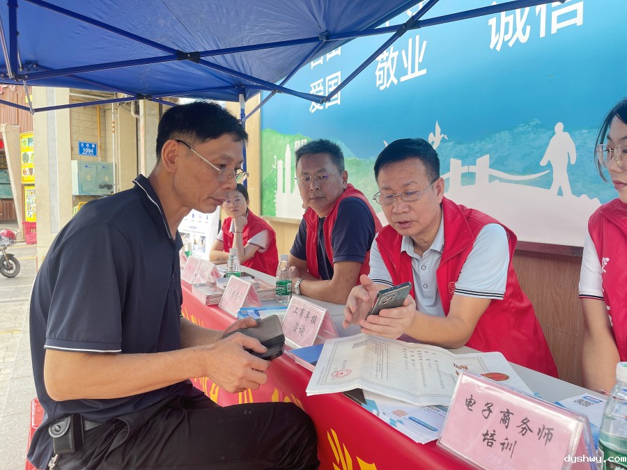 1697628926992269.jpg 1697628926992269.jpg