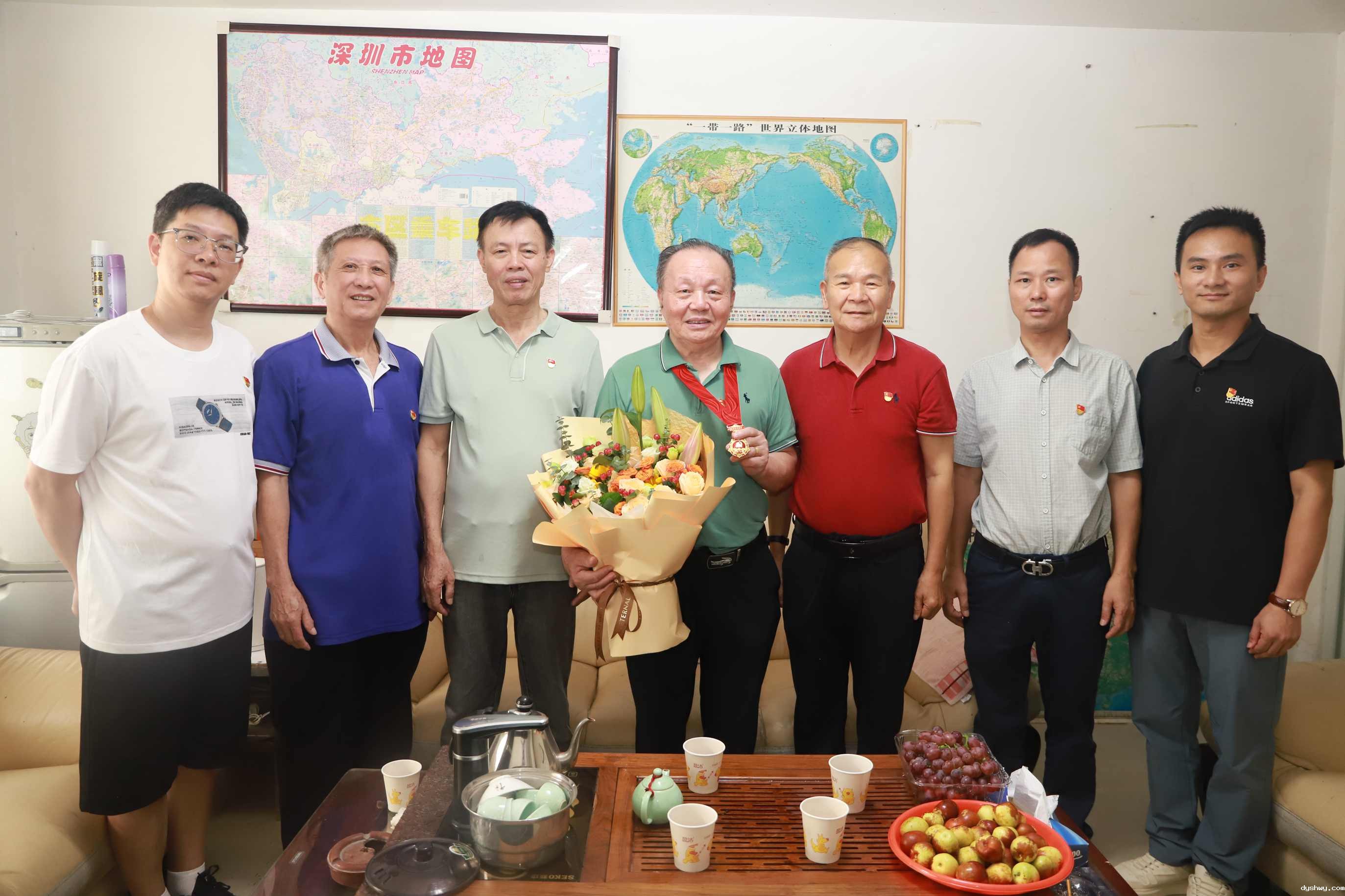 1751442023494645.jpg 83f0386efbd9bf865f0b3f0cdc319e3.jpg